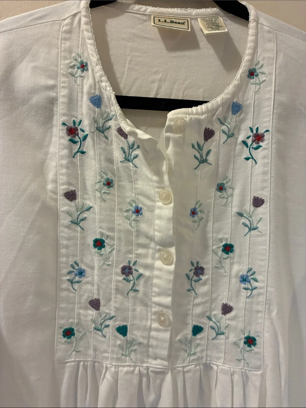 LL Beam White Embroidered Long Sleeve Cotton nightgown - medium